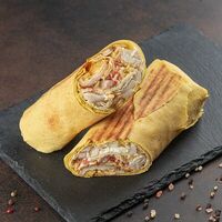 Четыре сыра шаурма в Tasty Food