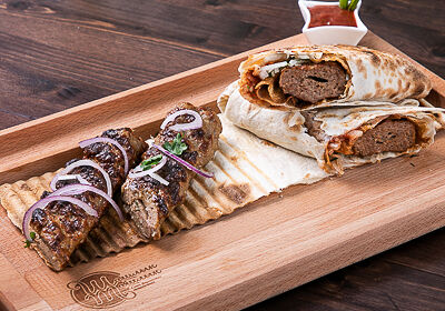 Кебаб-ролл из баранины в Шашлык-Машлык по цене 448 ₽