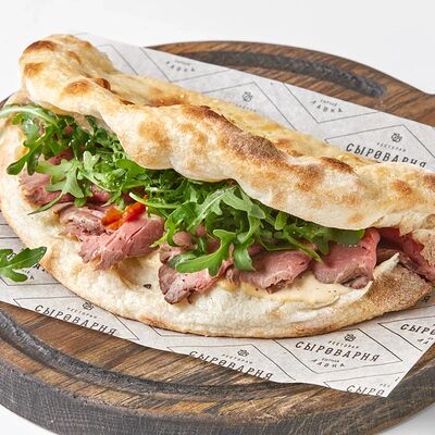 Паноццо с ростбифом тонато в Сыроварня по цене 930 ₽