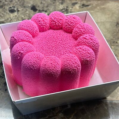 Муссовый бенто-тортв Allowberry по цене 3700 ₽