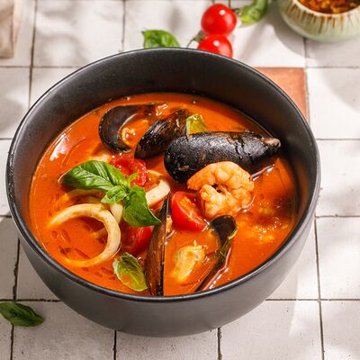 Томатный суп с морепродуктами в ЛарисуВаннуХочу по цене 990