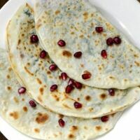 Кутабы с сыром в Шафран
