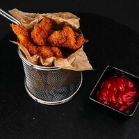 Куриные кусочки в Titanium Lounge