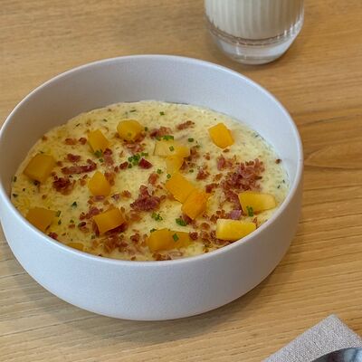 Пшенная каша с тыквой и беконом в Matilda по цене 470 ₽