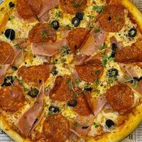 Пицца Мясная в IGUANA