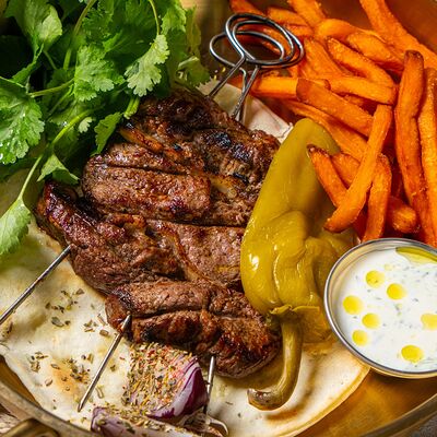 Уч-панжа в Шари Вари Чайхана по цене 1570 ₽