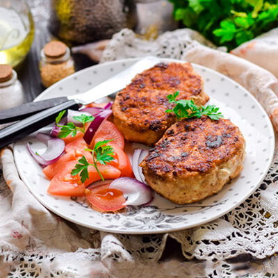 Куриные котлетыв Блинная на Соборной по цене 199 ₽