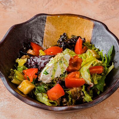 С говядиной и рикоттой в Maneki по цене 680 ₽