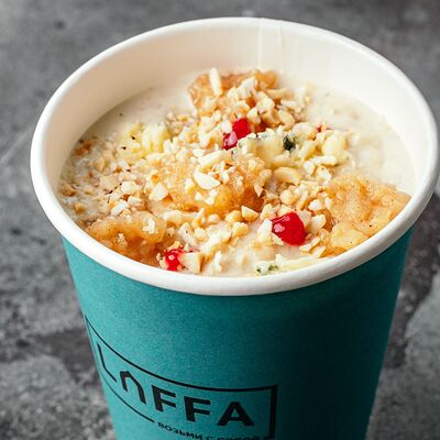 Каша овсяная с сыром дорблю в Bourbon по цене 370 ₽