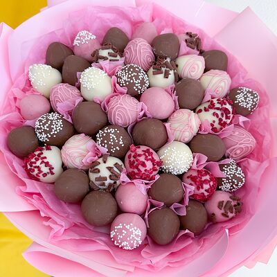 Букет из клубники в шоколаде №7 в Букет Альфред I клубника в шоколаде и букеты по цене 6990 ₽