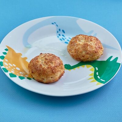 Котлеты и соус в Двор Помидор по цене 270