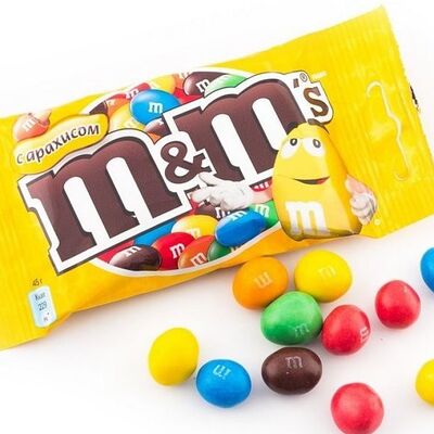 Драже M & Ms Арахис в Кинотеатр Люксор по цене 150 ₽