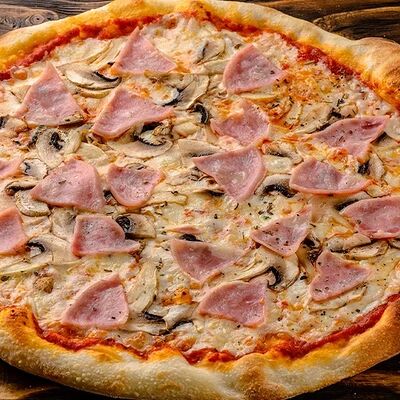 Пицца с ветчиной и грибами в Чили пицца по цене 790 ₽