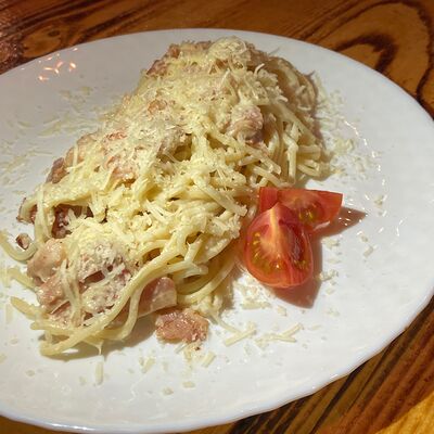 Карбонара с беконом в Паровоz аттракцион бар по цене 430 ₽