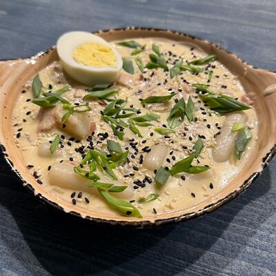 Токпокки с беконом в Три печи по цене 950 ₽