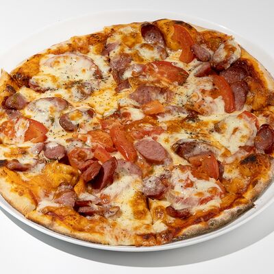 Пицца Охотничья в Cyber Octagon по цене 660 ₽