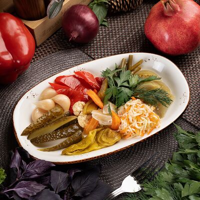 Мировой закусон в Приключения Шурика по цене 569 ₽