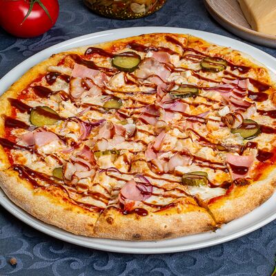 Пицца Барбекюв Космос по цене 590 ₽