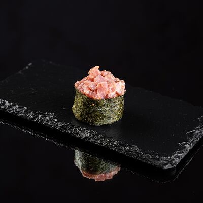 Гункан с Тунцом в Otaru по цене 149 ₽