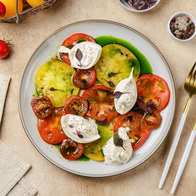 Карпаччо из томатов в Nonna bonna по цене 700 ₽