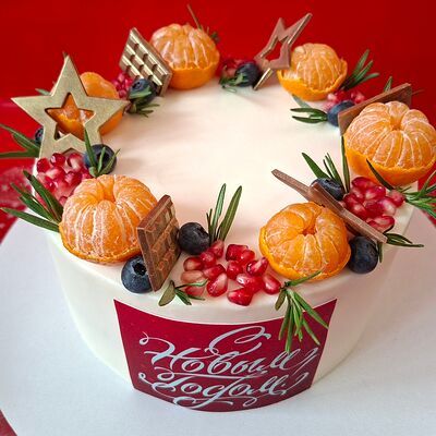 Торт Новогодний с мандаринами в Чародейка сладостей по цене 3672 ₽