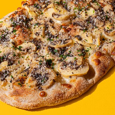 Пицца Тартуфина в Pizza Maestrello по цене 930 ₽