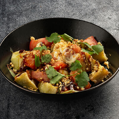 Хрустящие баклажаны со страчателой в BeerLogovo по цене 610 ₽