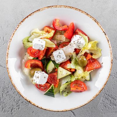 Салат Греческий в Мангал по цене 375 ₽