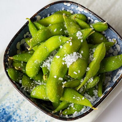 Бобы эдамамэ в соли в Leto по цене 540 ₽