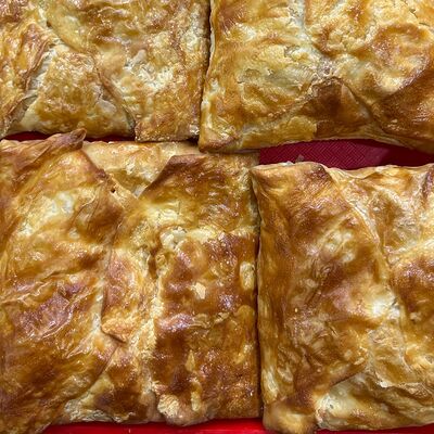 Хачапури с сырами в Экспресс-пекарня по цене 150 ₽