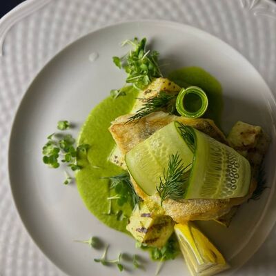 Балтийский судак на подушке из цукини Я в Пражский по цене 990 ₽
