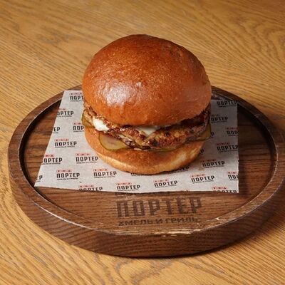 Бургер с цыпленком в Портер по цене 670 ₽