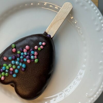 Кейк поп Шоколад в Pellegrino по цене 245 ₽