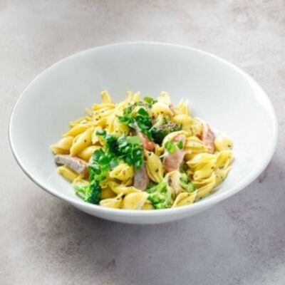 Конкильони с лососемв Osteria Mario по цене 960 ₽