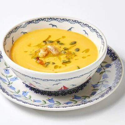 Тыквенный суп с креветками в Сыроварня по цене 790 ₽