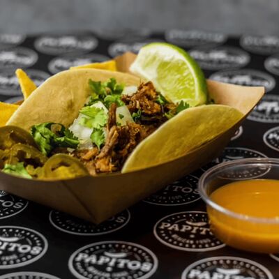 Тако с говядиной в OMAKASE SUSHI ROLLS по цене 1299 ₽