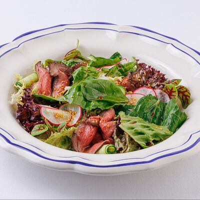 Ростбиф с листьями салата в Mela по цене 1200 ₽