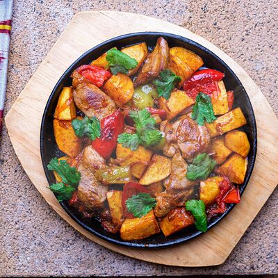 Жаркое из баранины в Кафе кавказской кухни Хурма по цене 479 ₽