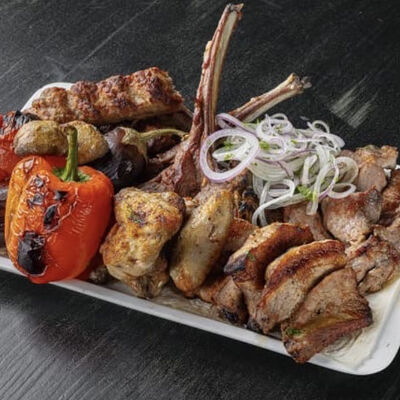 Ассорти шашлыков в Мёд по цене 3500 ₽