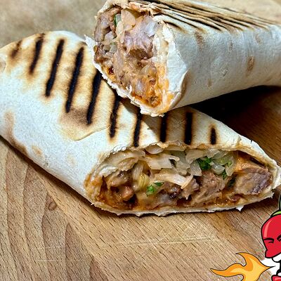 Шаурма со свининой остраяв Art Grill по цене 609 ₽