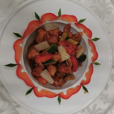 Курочка в кисло-сладком соусе с ананасом в Харбин по цене 1098 ₽