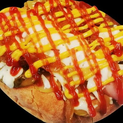 Хот-дог на булочке бриошь в Hollywood Burger по цене 350 ₽