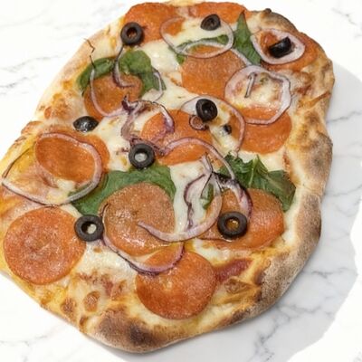 Пепперони с маслинами 20/30в Сметанин Пицца по цене 750 ₽