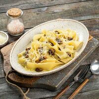 Тальятелле с лесными грибами в Pappardelle - Пицца Паста Италия