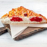 Пирог с малиной и творогом в Пироговый дворик Пекарня