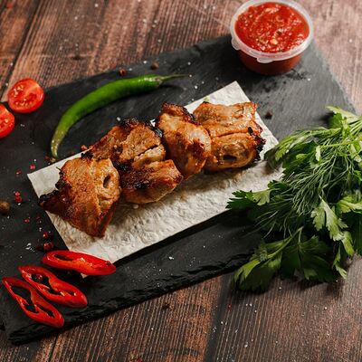 Шейка свиная в Шафран мясо&хаус по цене 650 ₽