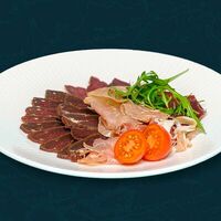 Мясная тарелка в Ресторан Хемингуэй