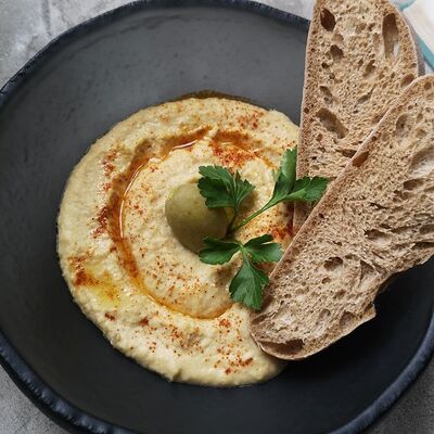 Хумус с чиабаттой в Эсперанто по цене 16 р.