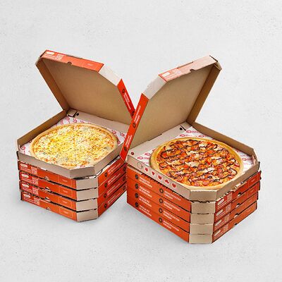 Десять больших пицц в ПиццаФабрика по цене 8360 ₽