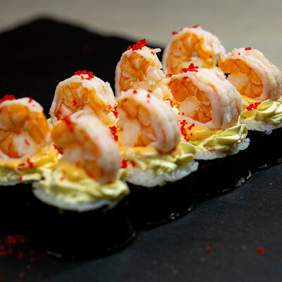 Ролл Сызрань креветки на шапочке в ILkato по цене 988 ₽